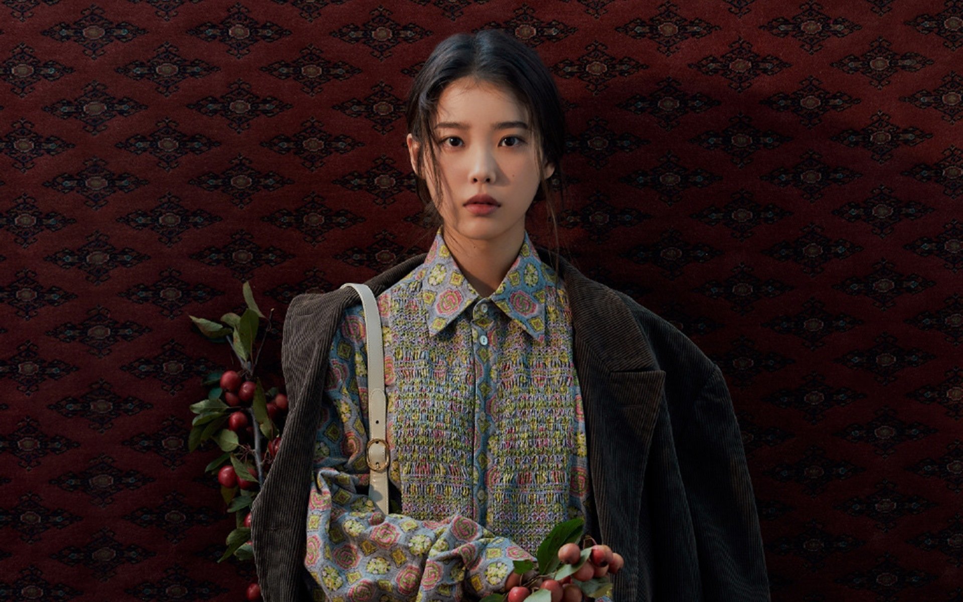 爱游戏体育官方网站-“裁判争议：引发全民讨论的判罚瞬间”，裁判问题